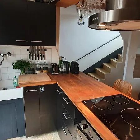 Duplex Avec Spa Et Terrasse En Plein Centre Du Village Saint-Jean-du-Gard