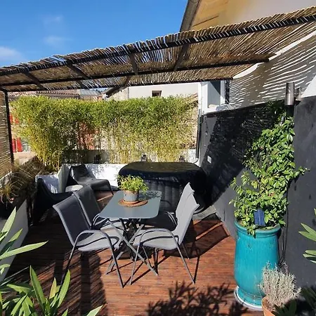 Duplex Avec Spa Et Terrasse En Plein Centre Du Village Saint-Jean-du-Gard