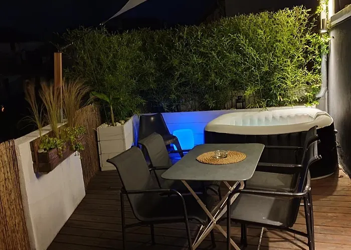 Daire Duplex Avec Spa Et Terrasse En Plein Centre Du Village *